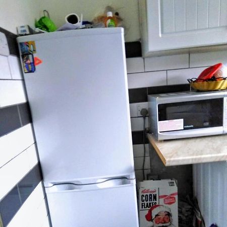 Comfortable Double Bedroom In London Hornchurch Eksteriør billede
