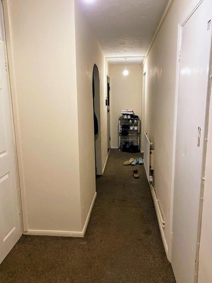 Comfortable Double Bedroom In London Hornchurch Eksteriør billede